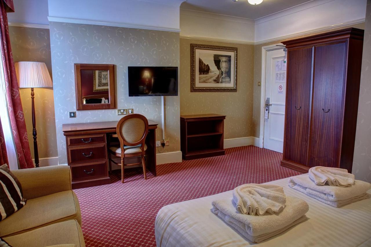 The Orwell Hotel フェリックストウ エクステリア 写真