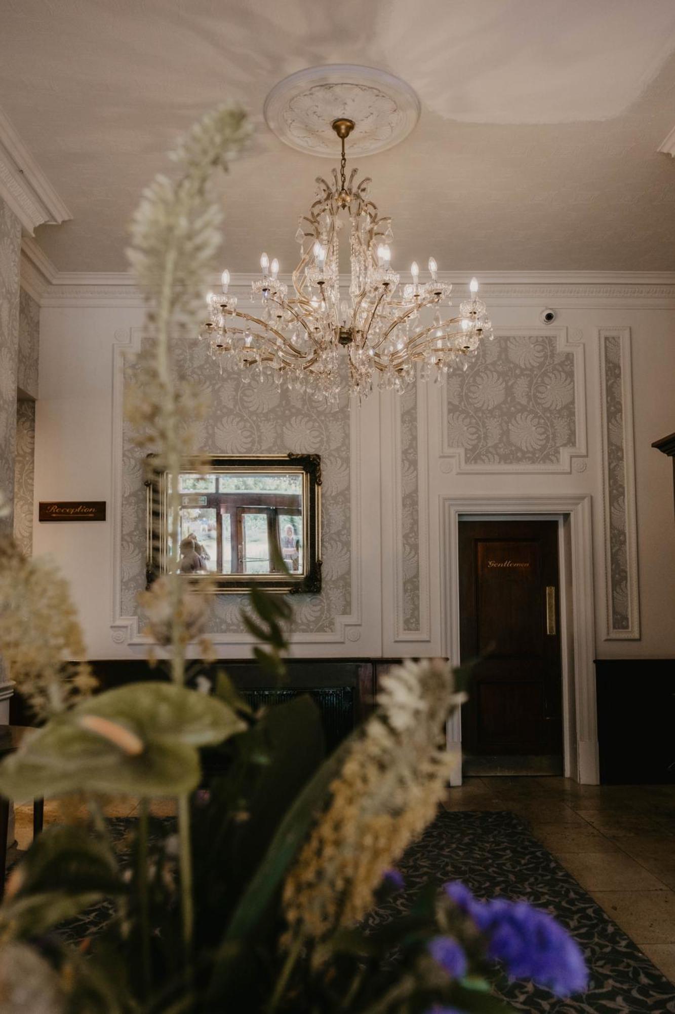 The Orwell Hotel フェリックストウ エクステリア 写真